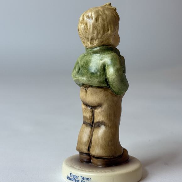 Hummel Figurine 848 Steadfast Soprano M I Hummel Club Membership 2005 2006‎ T90 - Picture 4 of 8